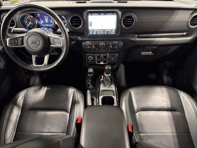 Used 2022 Jeep Wrangler Unlimited Sahara w/ Cold Weather Group AWD/4WD image 23