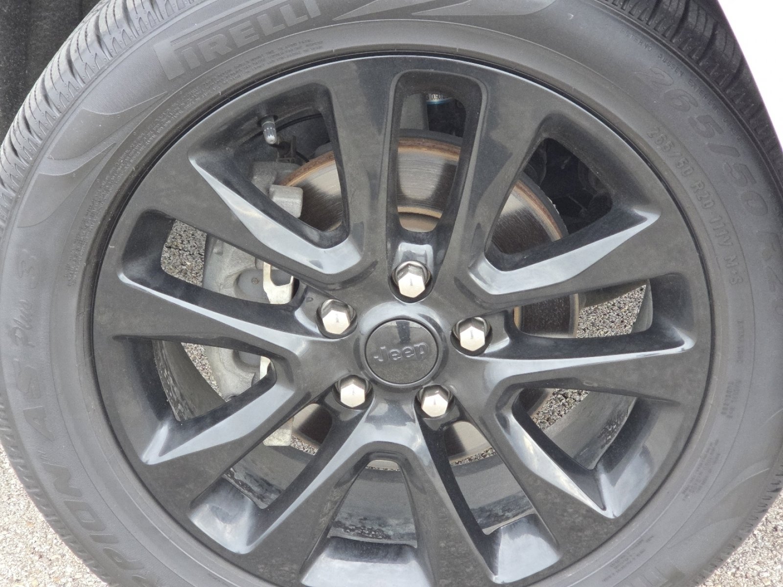 Used 2019 Jeep Grand Cherokee Altitude image 10