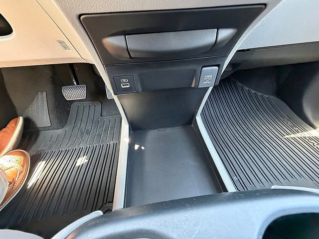 Used 2022 Honda Odyssey EX image 38