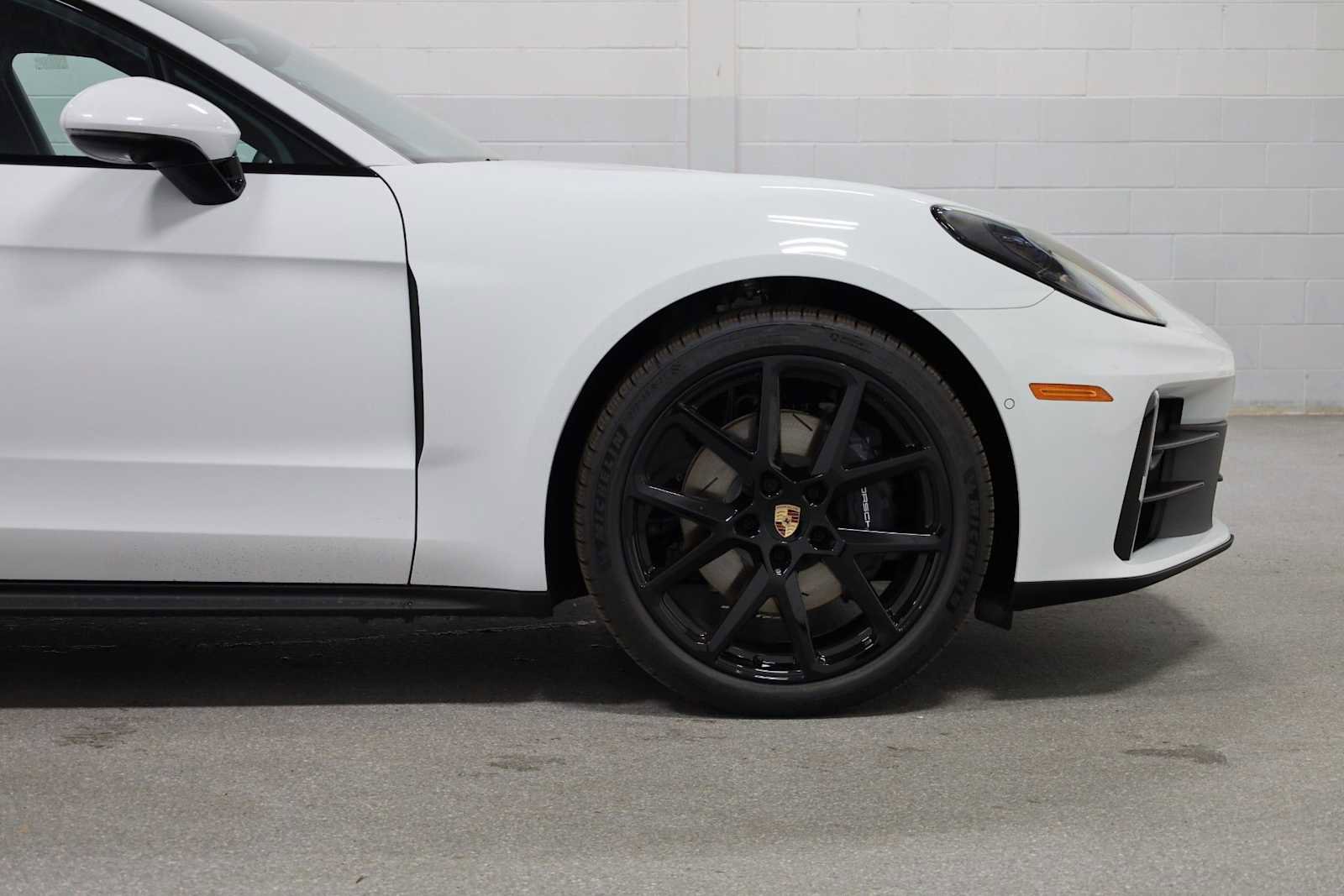 New 2026 Porsche Panamera 4 image 11