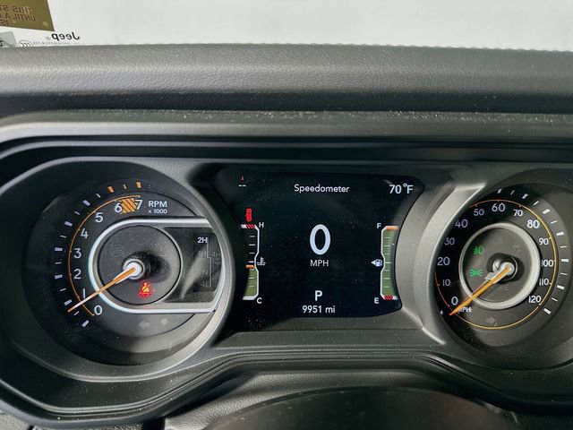 Used 2024 Jeep Wrangler Unlimited Rubicon AWD/4WD image 14