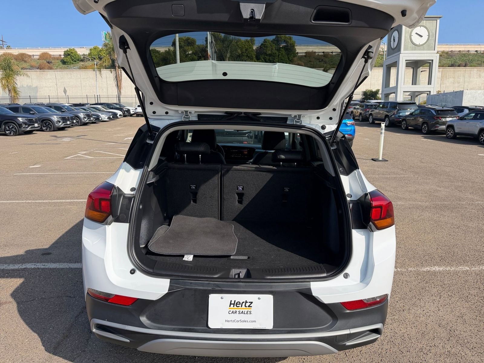 Used 2025 Buick Encore GX Preferred image 29