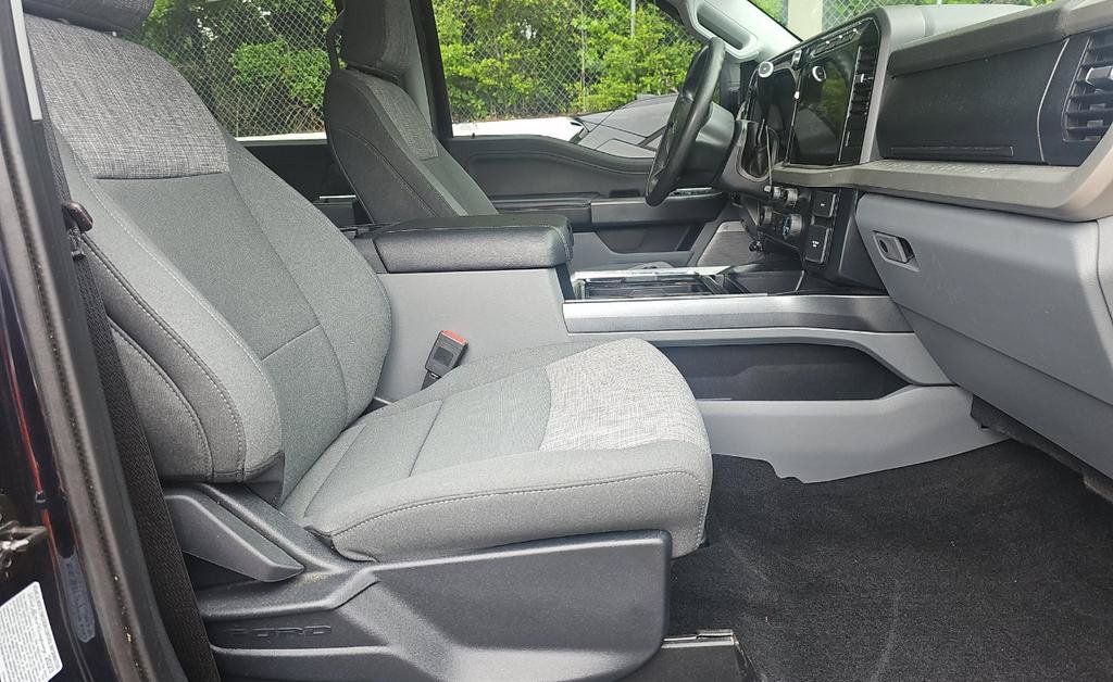 Used 2023 Ford F250 XLT w/ XLT Premium Package AWD/4WD image 15