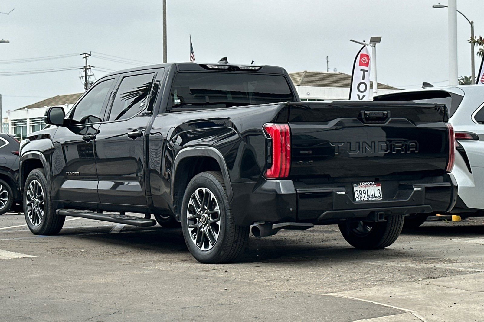 Used 2022 Toyota Tundra Limited image 6