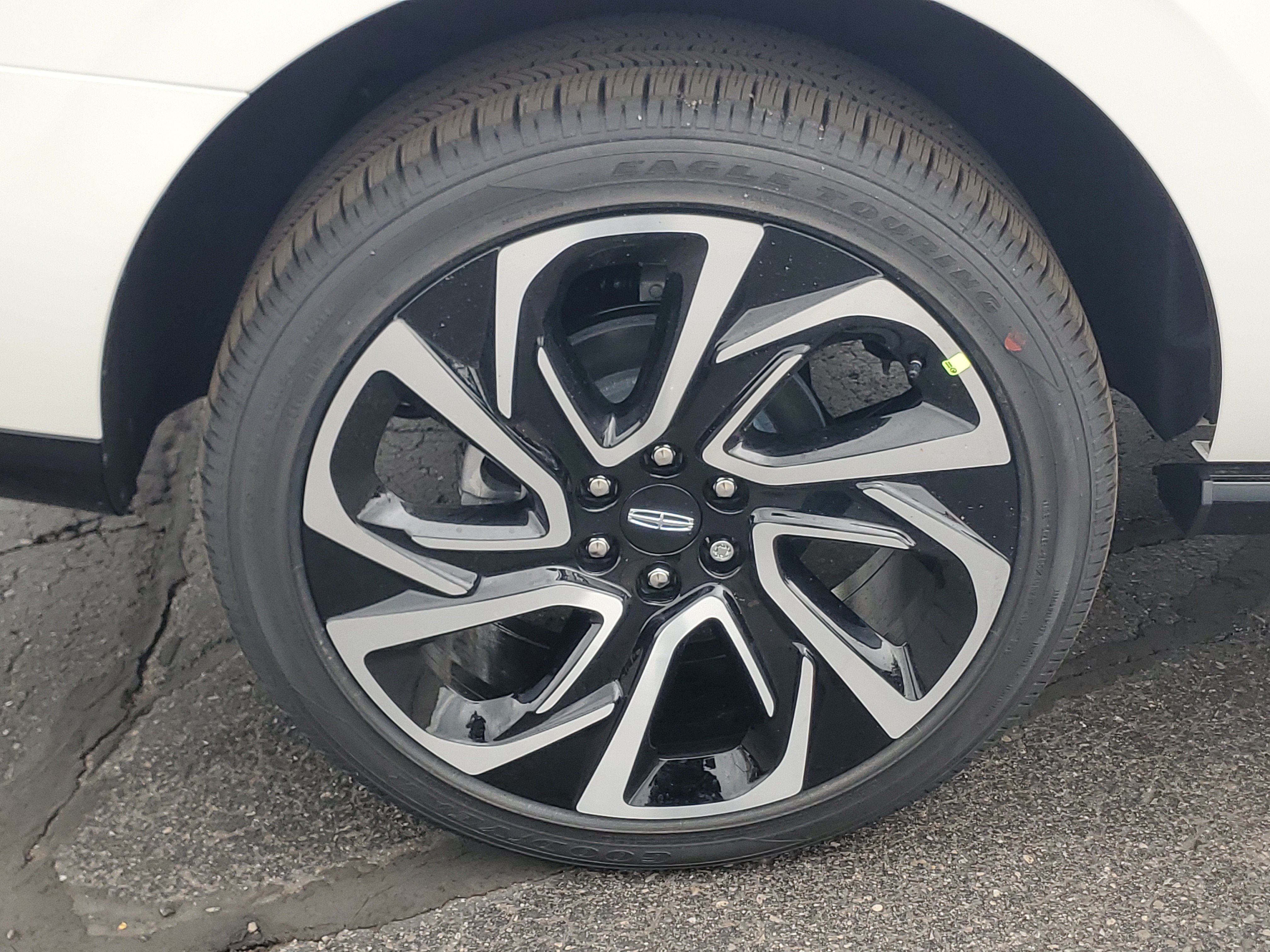 New 2026 Lincoln Navigator Reserve AWD/4WD image 5
