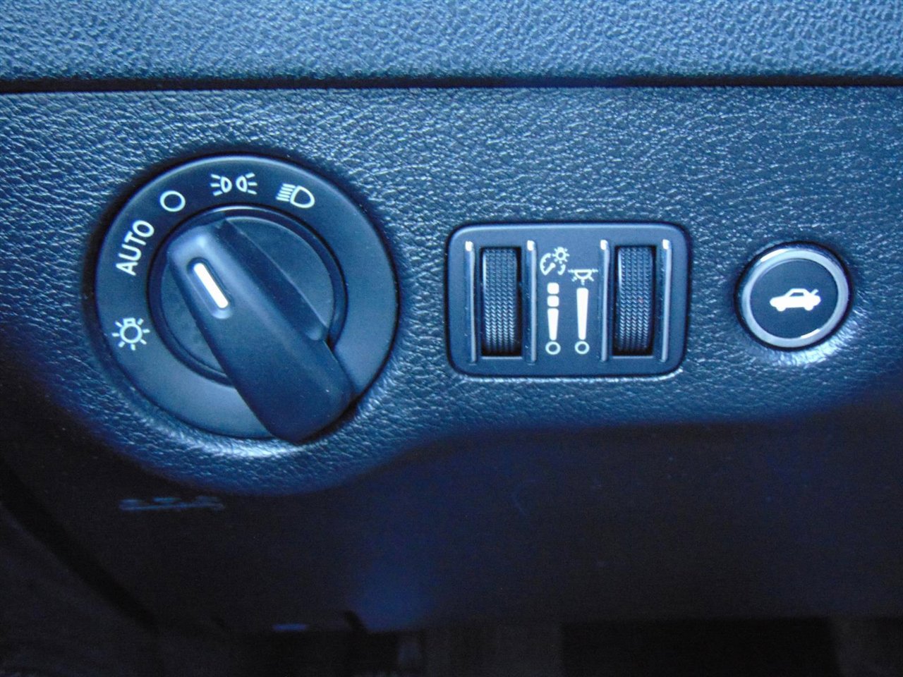 Used 2022 Dodge Charger SXT image 32