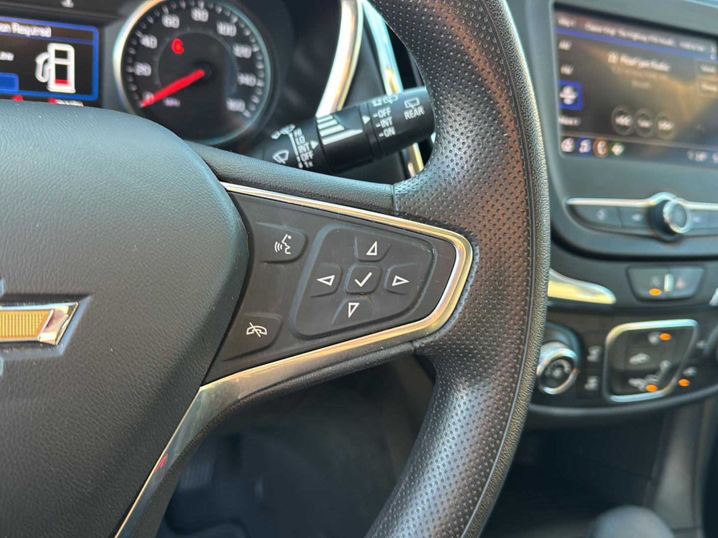 Used 2023 Chevrolet Equinox LT image 19