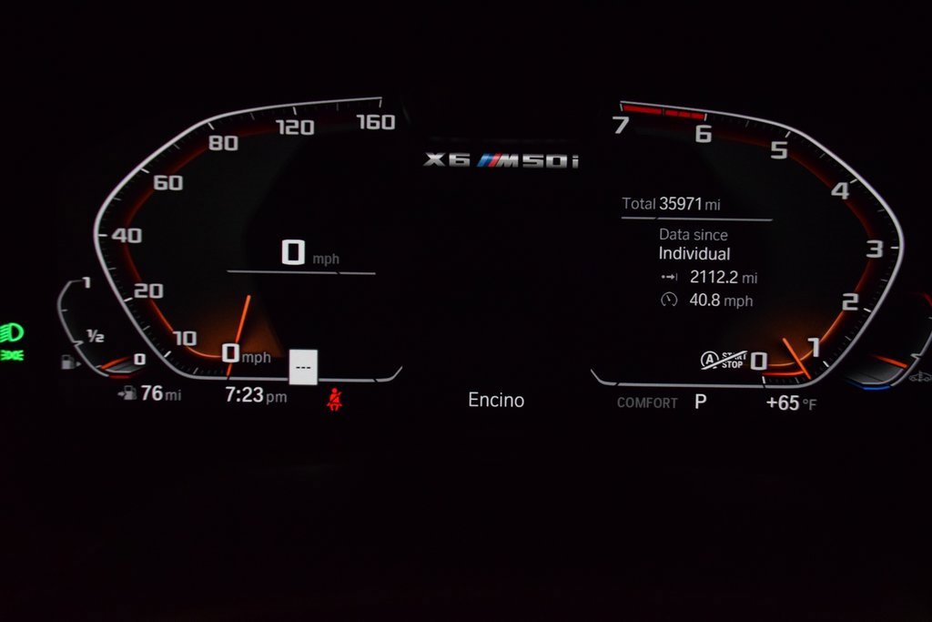 Used 2022 BMW X6 M50i w/ Executive Package image 25