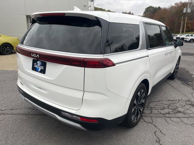 Used 2024 Kia Carnival EX image 6