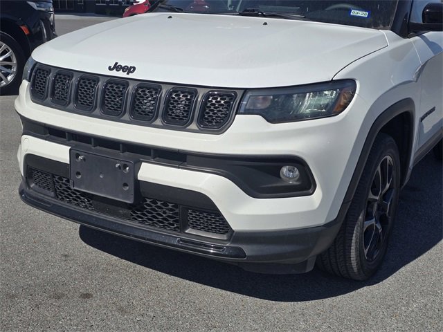 Used 2023 Jeep Compass Altitude image 12