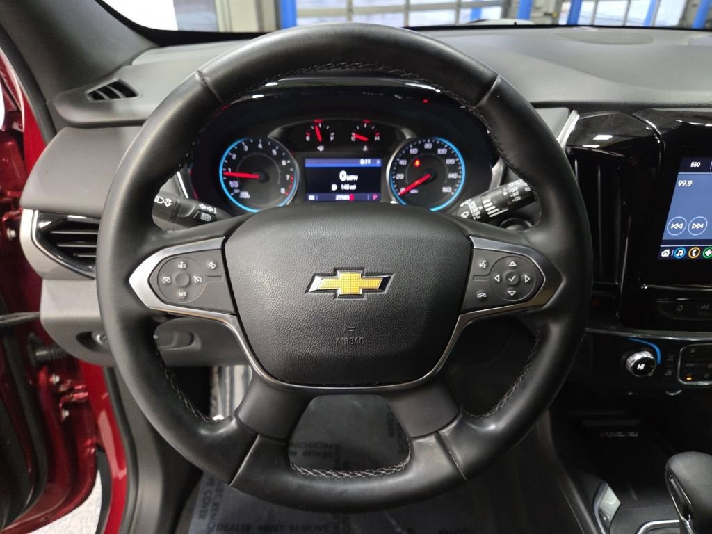 Used 2023 Chevrolet Traverse LT image 12