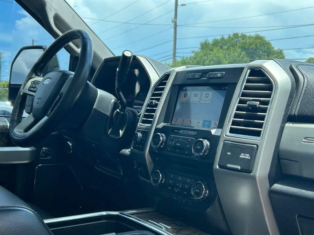 Used 2017 Ford F250 Lariat w/ Lariat Ultimate Package AWD/4WD image 29