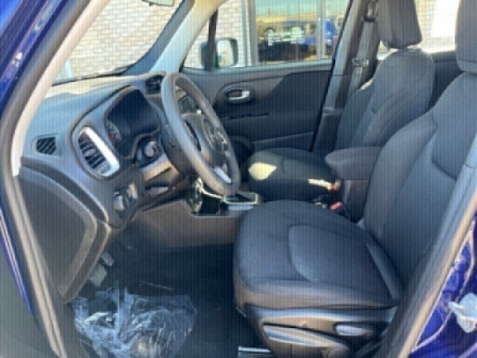 Used 2018 Jeep Renegade Sport w/ Power & Air Group image 3