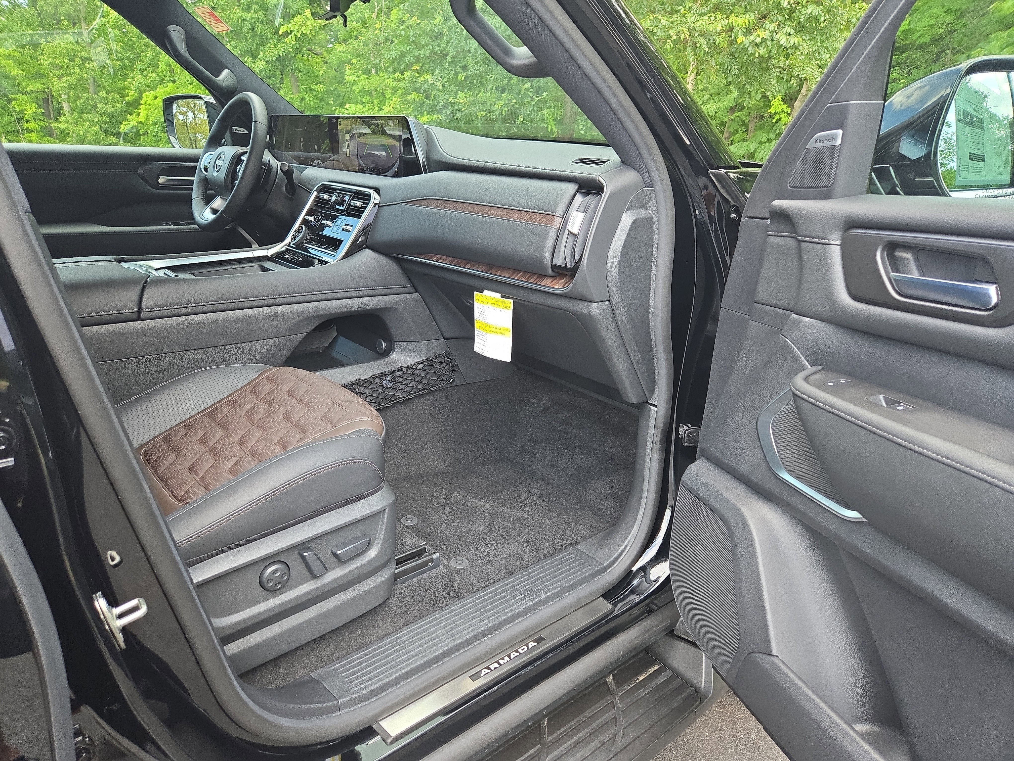 New 2025 Nissan Armada Platinum w/ Convenience Package image 13