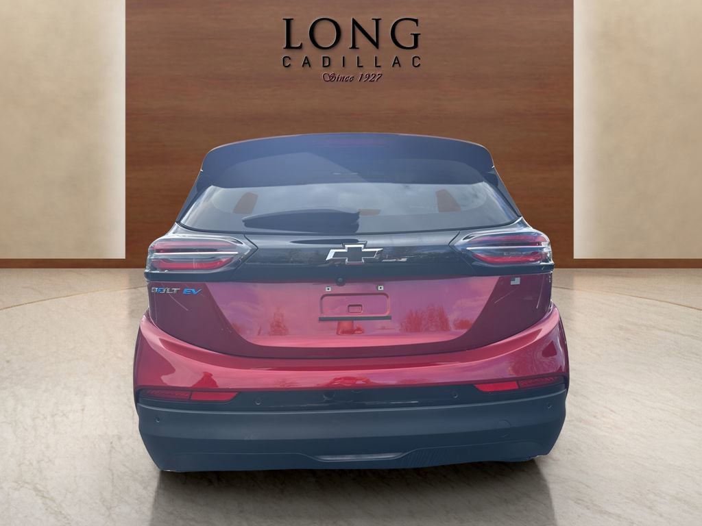 Used 2022 Chevrolet Bolt LT FWD image 4