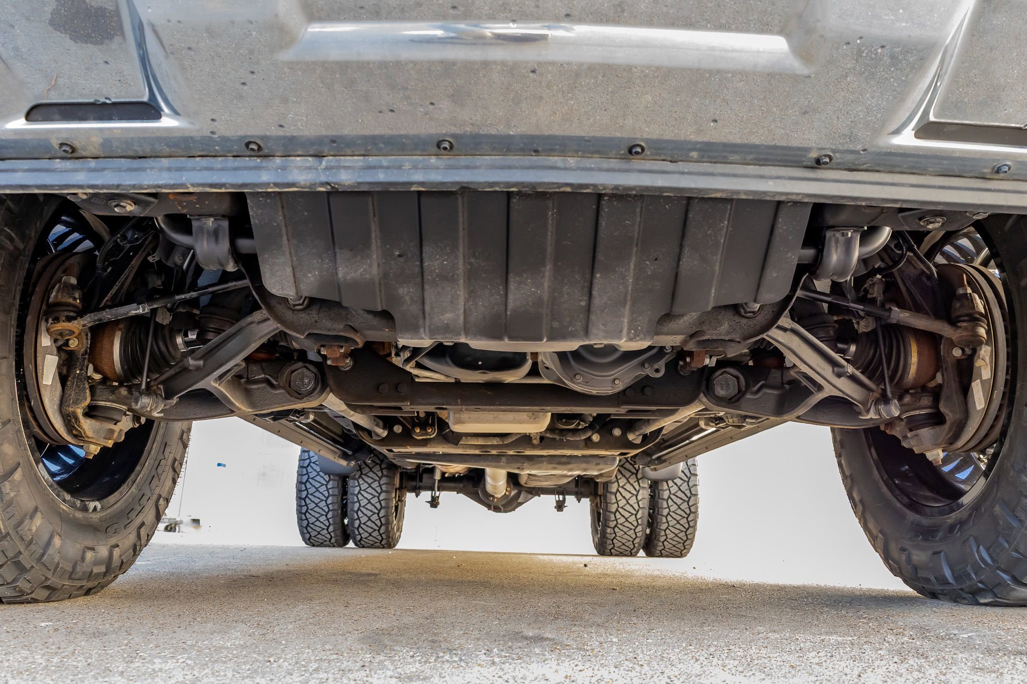 Used 2024 Chevrolet Silverado 3500 High Country w/ Technology Package image 14