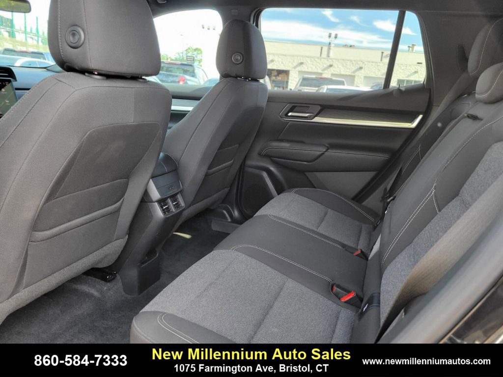 Used 2025 GMC Terrain Elevation image 16