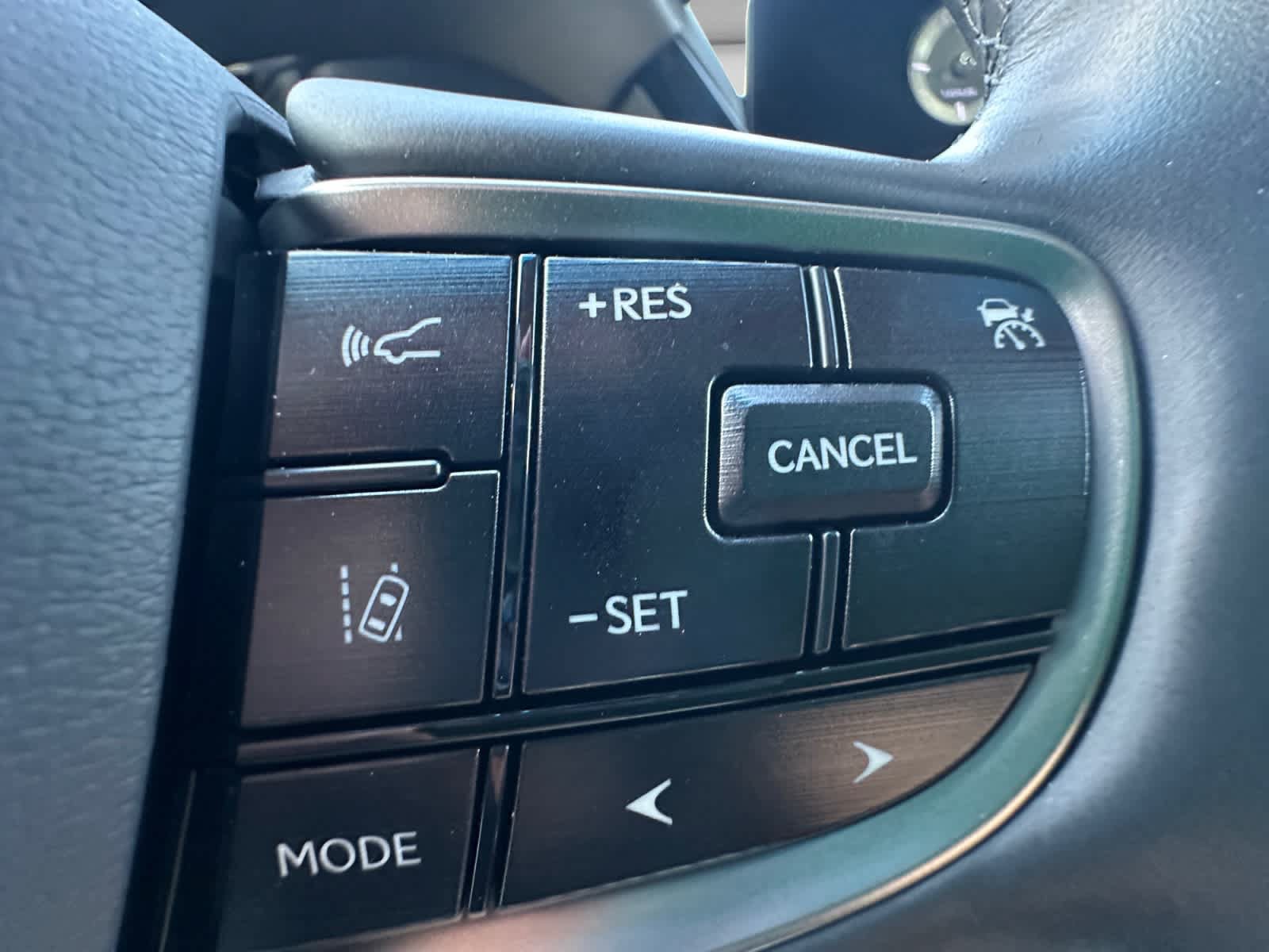 Used 2024 Lexus ES 350 w/ Accessory Package (Z1) FWD image 41