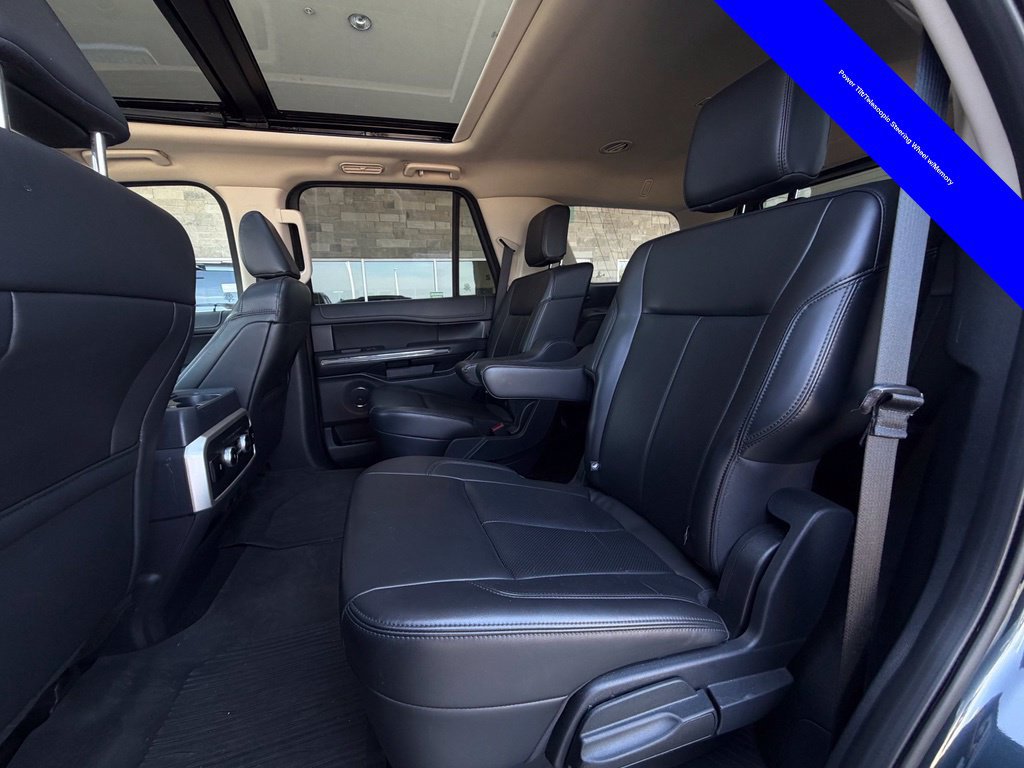 Used 2023 Ford Expedition XLT AWD/4WD image 23