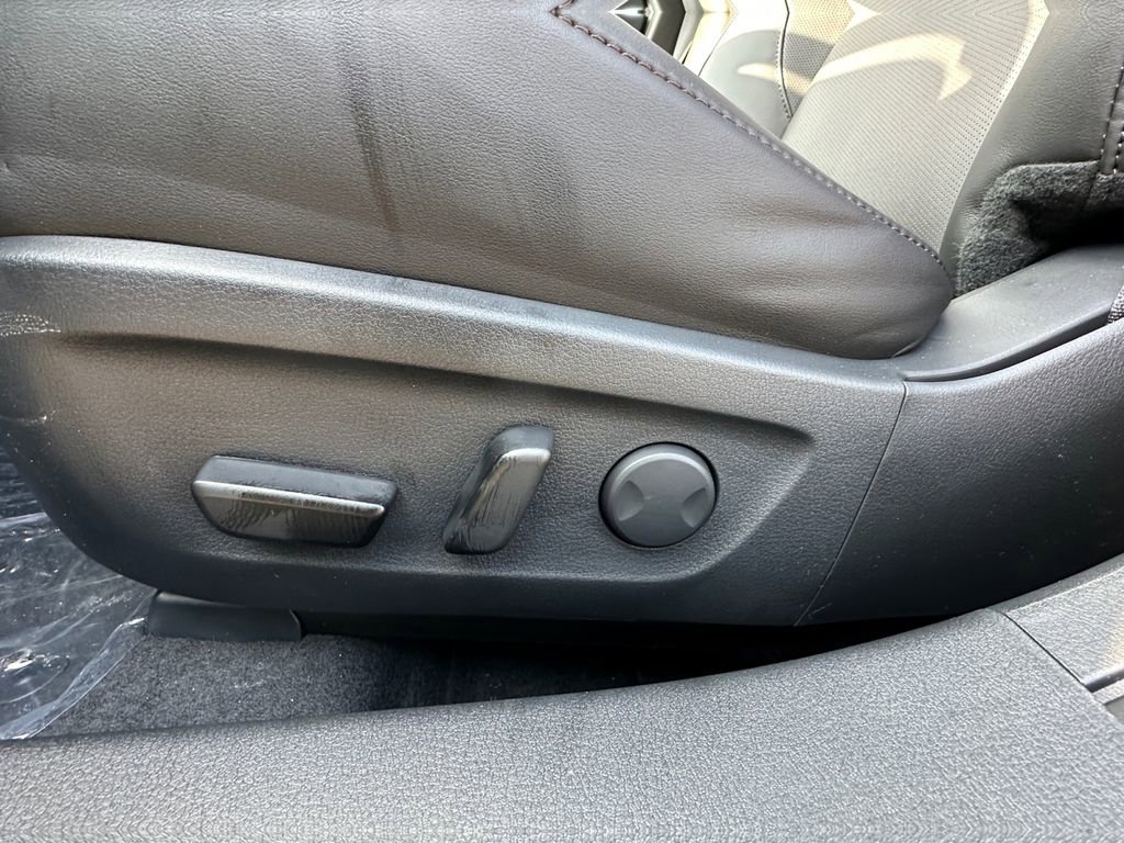 New 2026 MAZDA MAZDA3 2.5 S Hatchback w/ Premium Pkg image 10