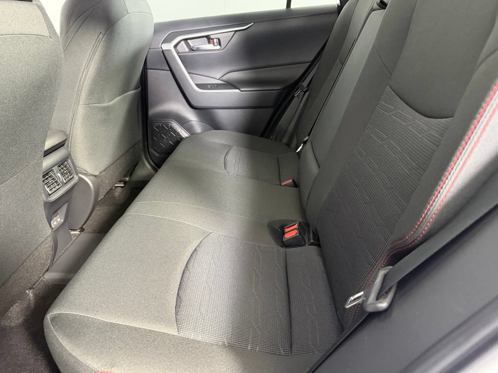 Used 2025 Toyota RAV4 SE AWD/4WD image 25