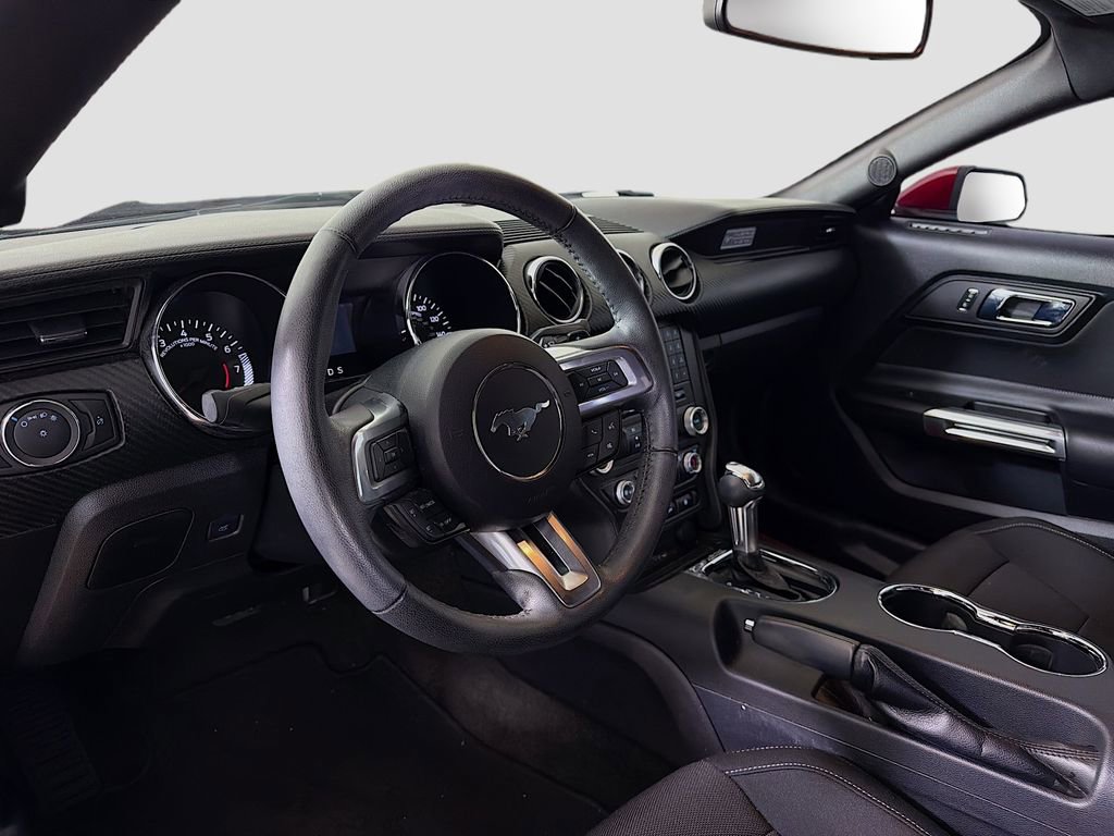 Used 2015 Ford Mustang Coupe image 10