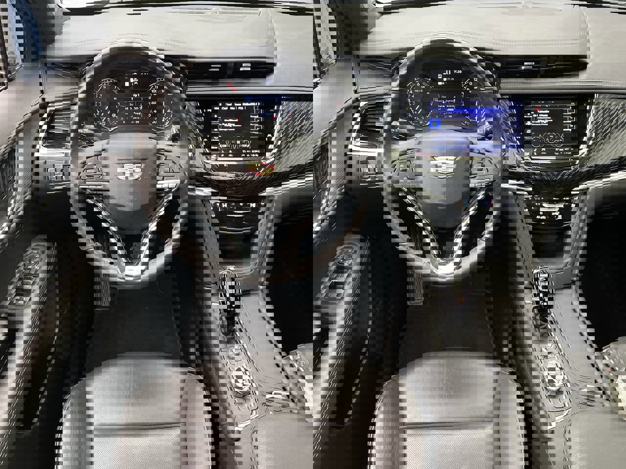 Certified 2025 Cadillac XT6 Premium Luxury image 16