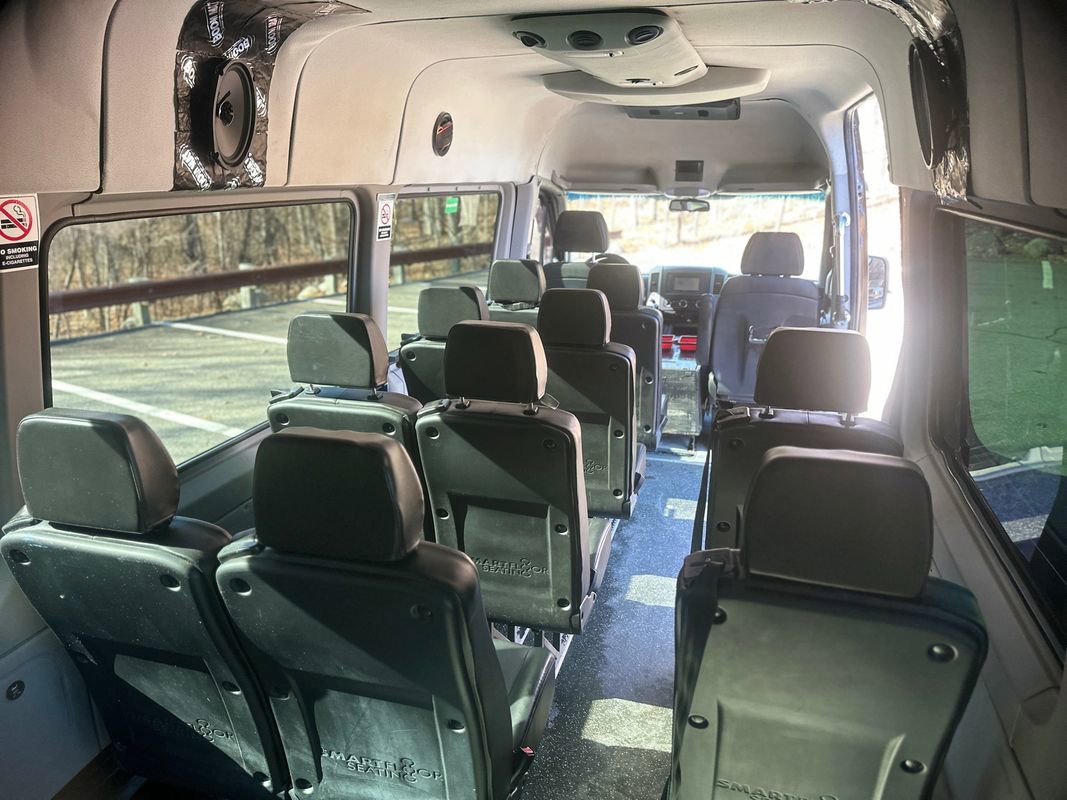 Used 2016 Mercedes-Benz Sprinter 3500 image 21