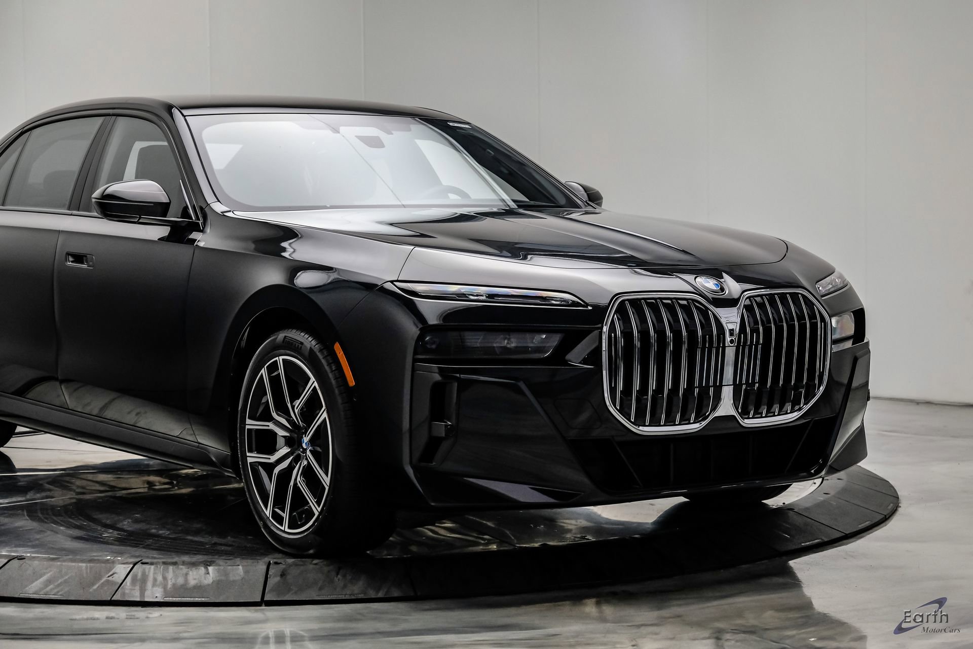 Used 2026 BMW 760i xDrive w/ Executive Package AWD/4WD image 27