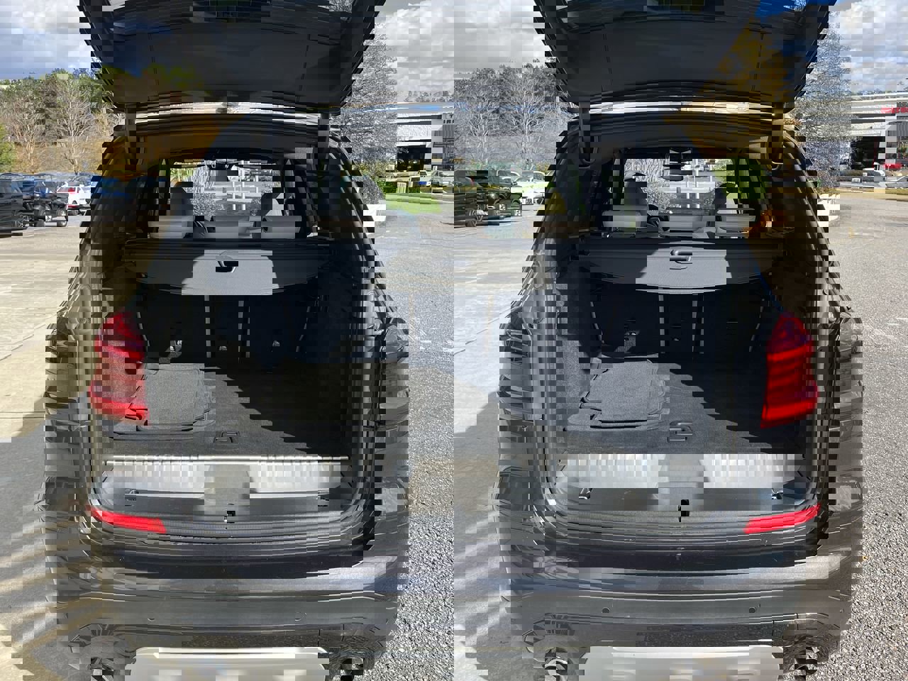 Used 2021 BMW X3 xDrive30e w/ Executive Package image 34