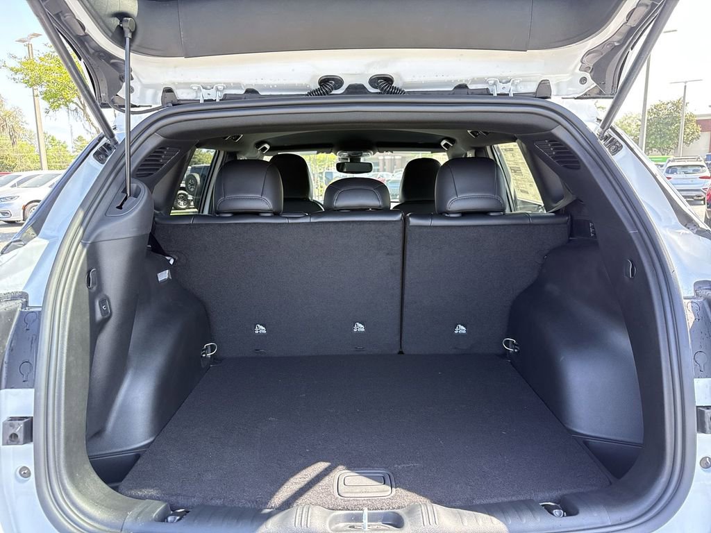 New 2026 Jeep Compass Latitude image 27