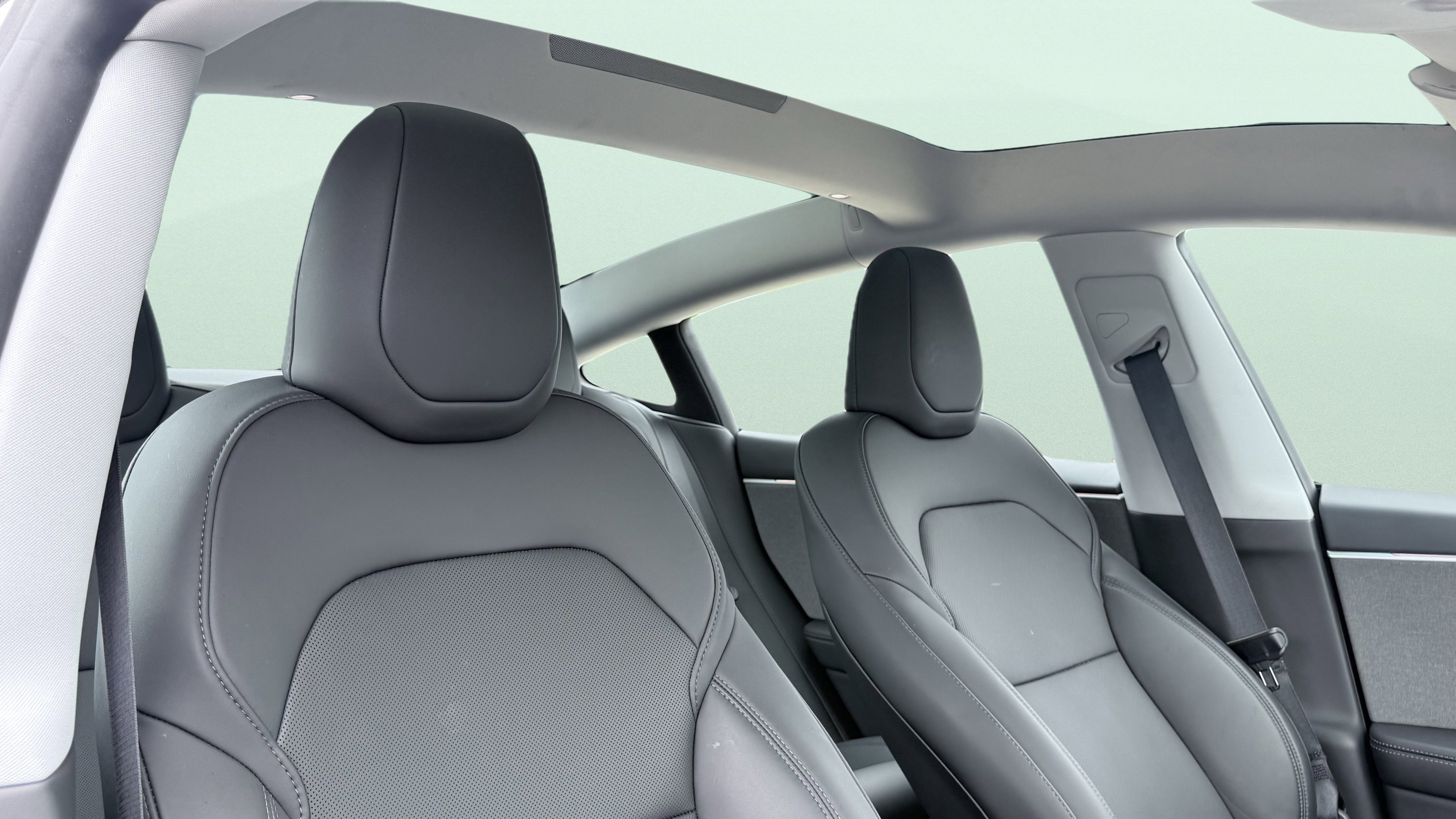 Used 2025 Tesla Model 3 Long Range RWD image 43