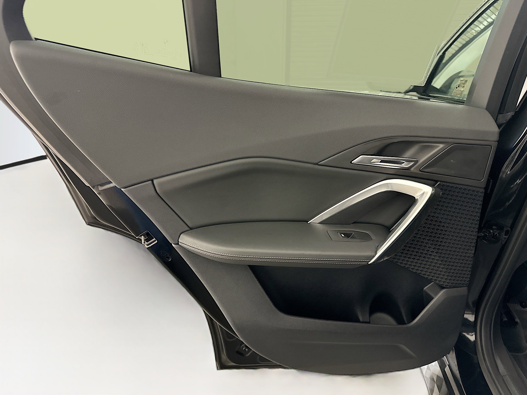 Used 2025 BMW X2 xDrive28i image 27