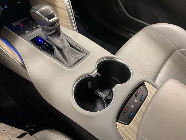 Certified 2024 Toyota Venza Limited AWD/4WD image 23