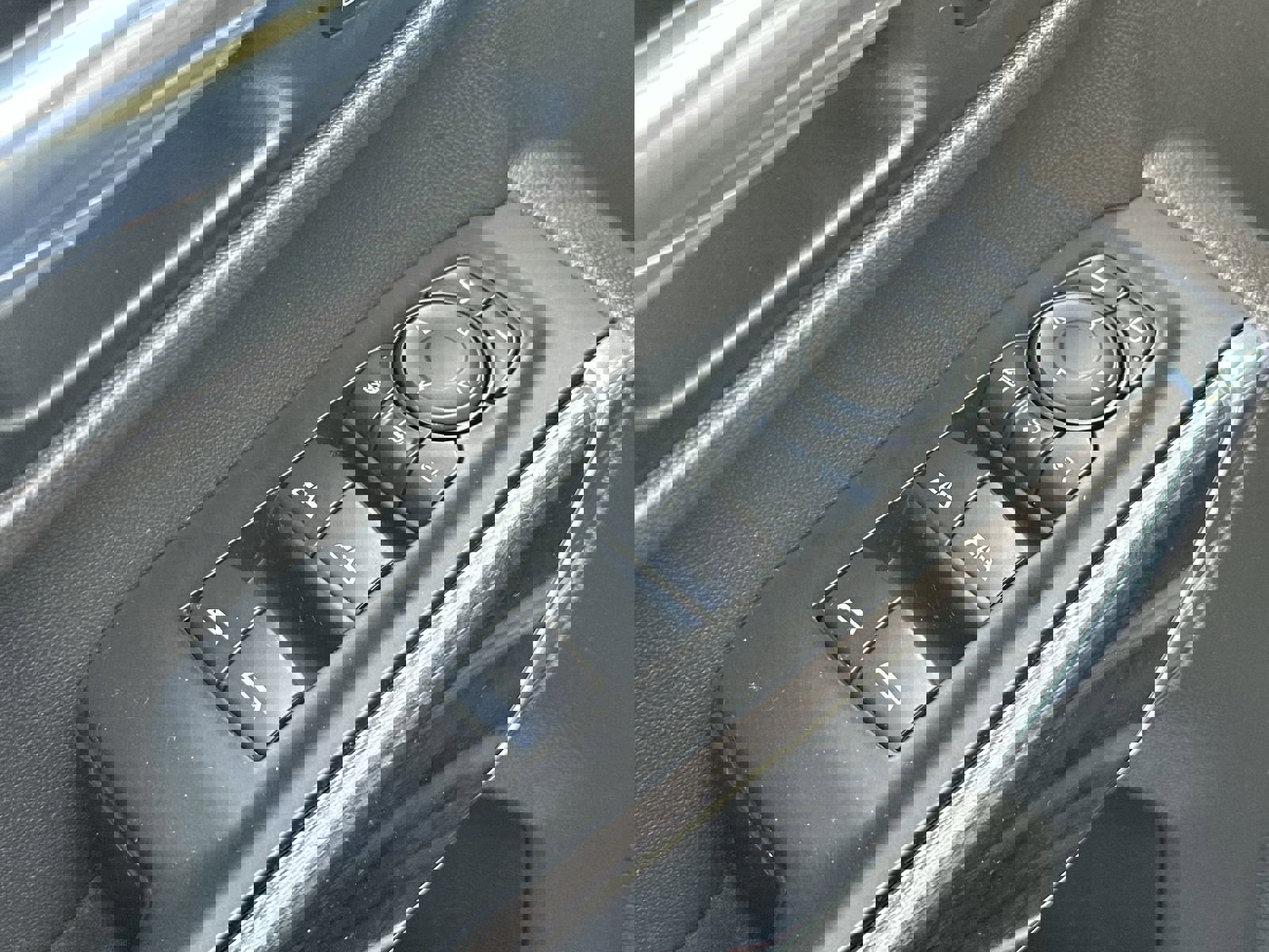 Used 2020 Chevrolet Silverado 3500 LTZ w/ LTZ Plus Package image 15