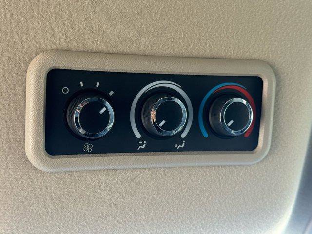 Used 2023 Chevrolet Express 3500 LS image 23
