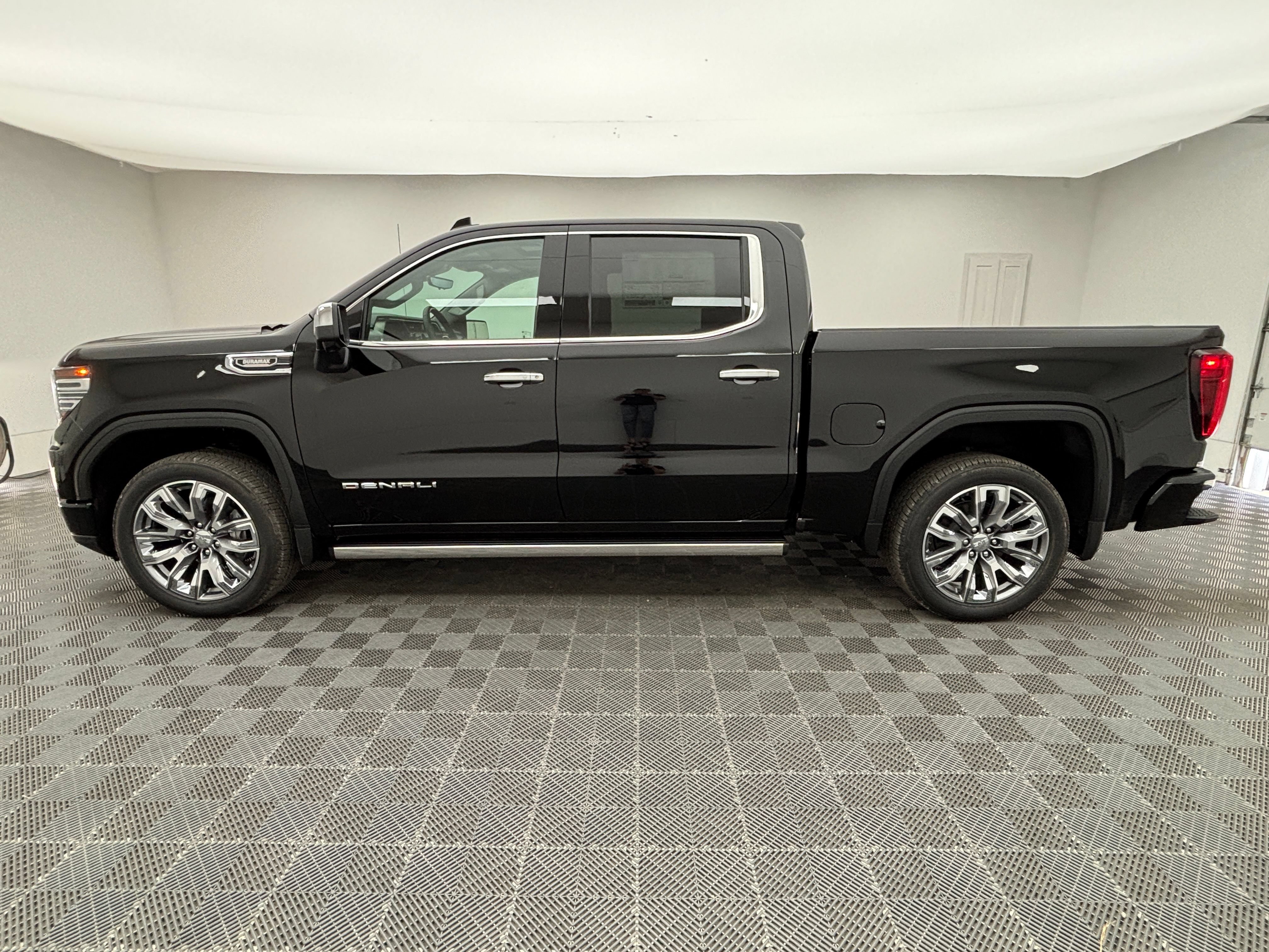 New 2026 GMC Sierra 1500 Denali AWD/4WD image 14
