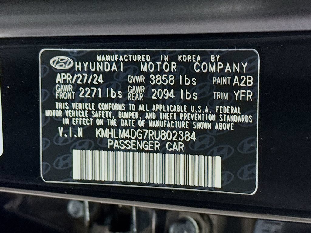 Used 2024 Hyundai Elantra SEL FWD image 34