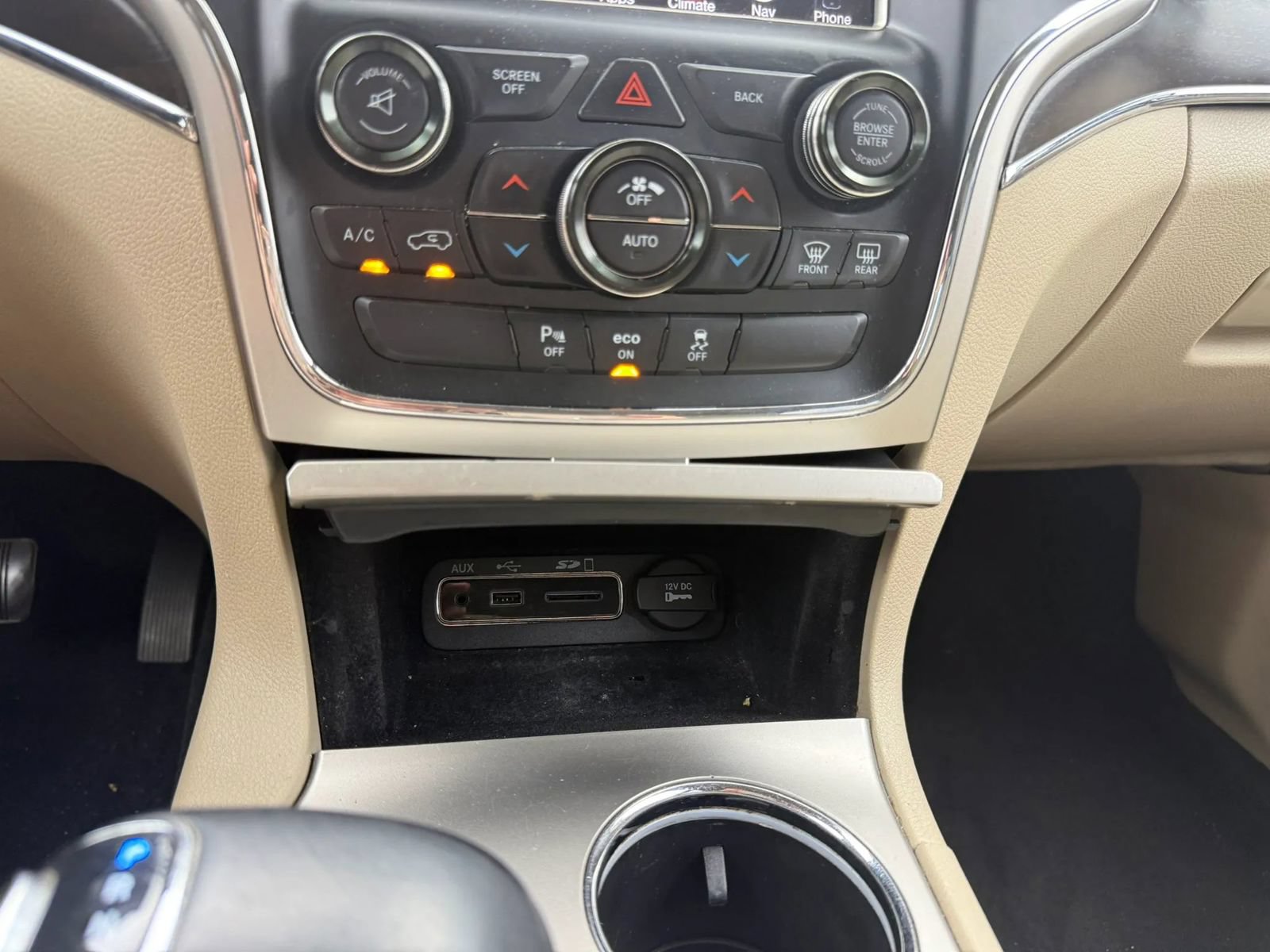 Used 2014 Jeep Grand Cherokee Limited AWD/4WD image 44