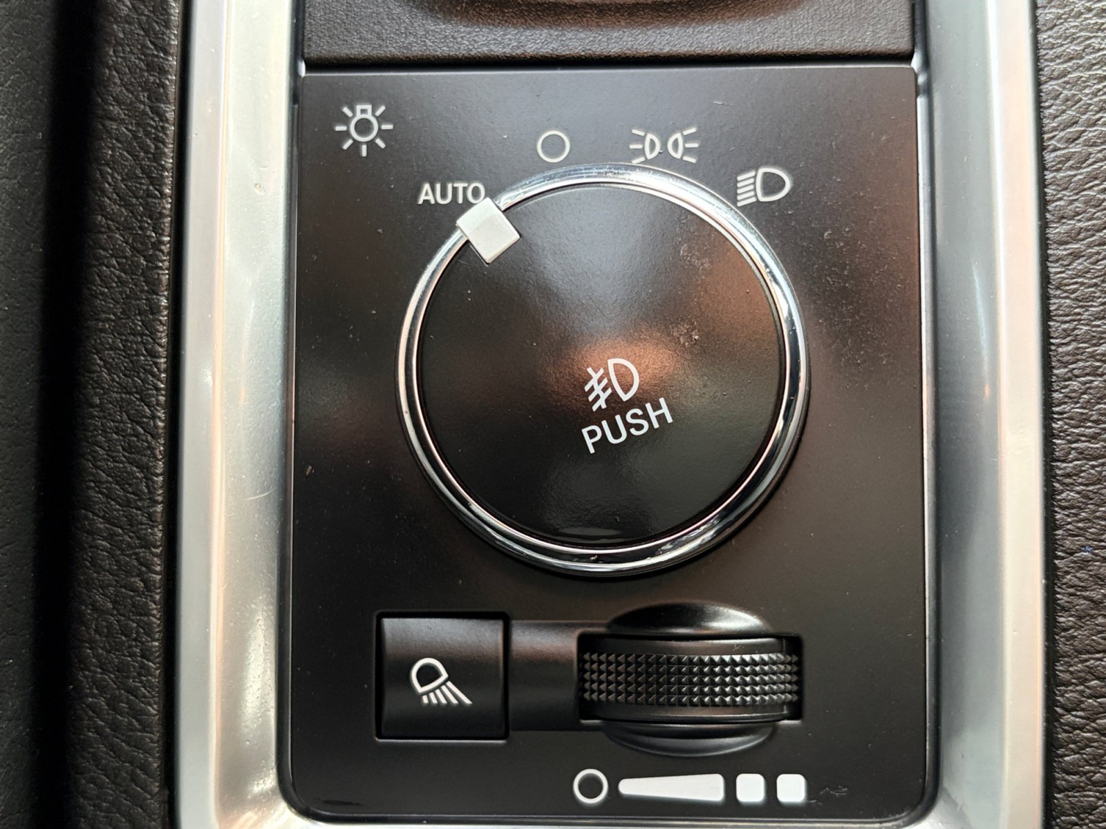 Used 2019 RAM 1500 Big Horn AWD/4WD image 25