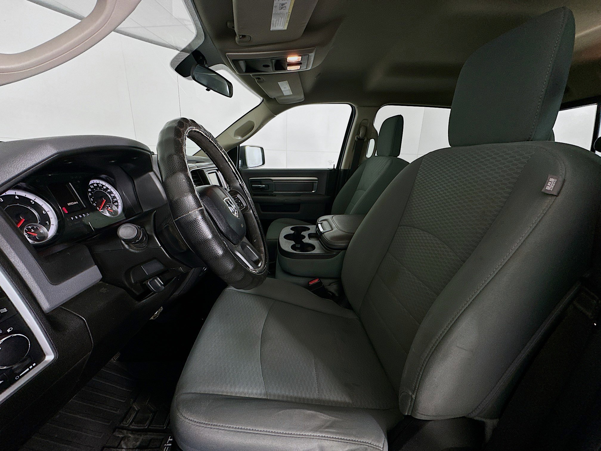 Used 2019 RAM 1500 Classic SLT image 13