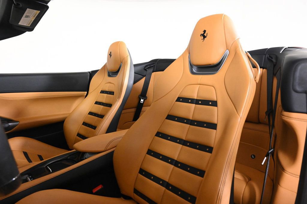 Certified 2023 Ferrari Portofino M image 5