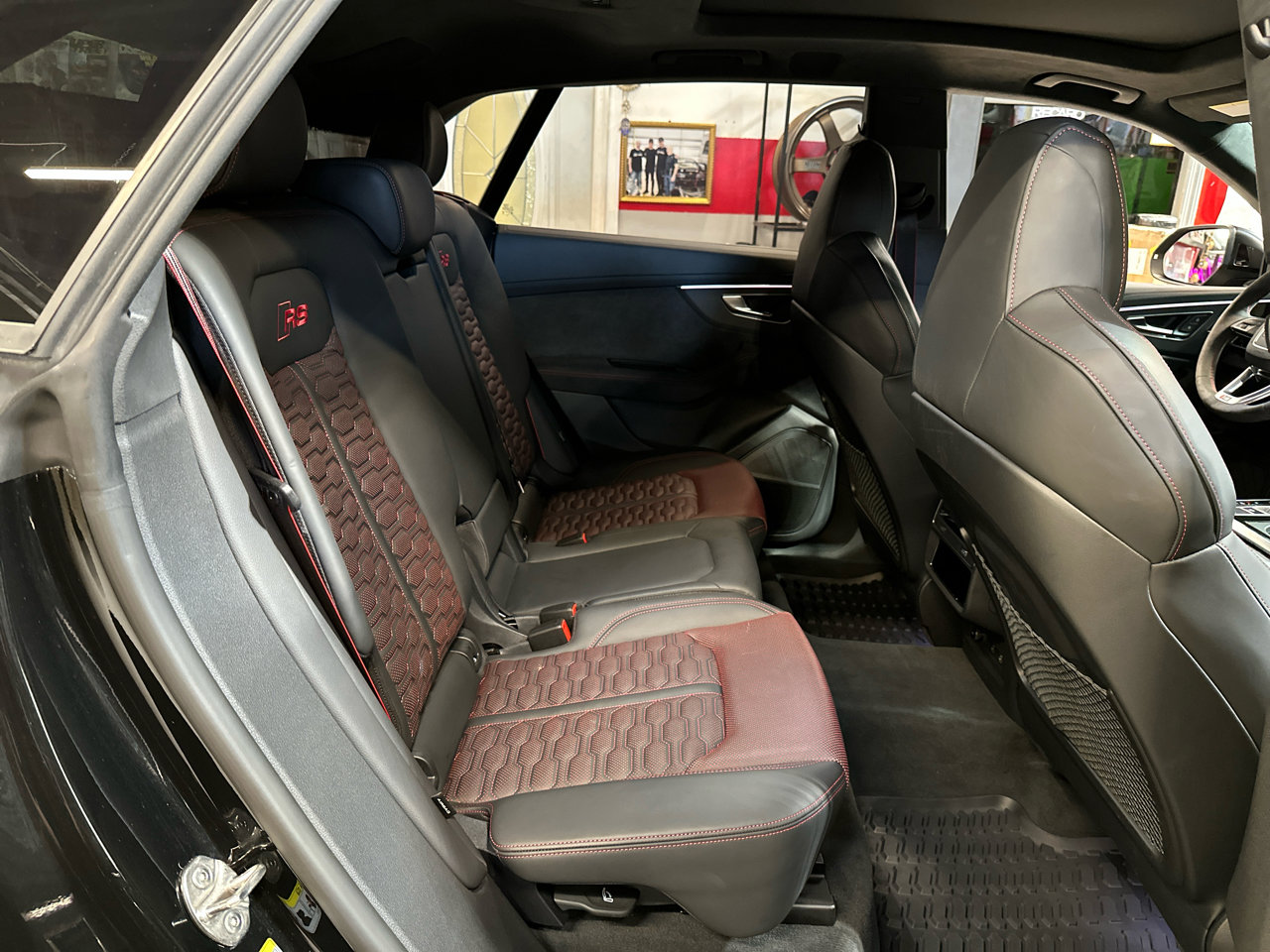 Used 2025 Audi RS Q8 performance w/ RS Design Package - Red image 24