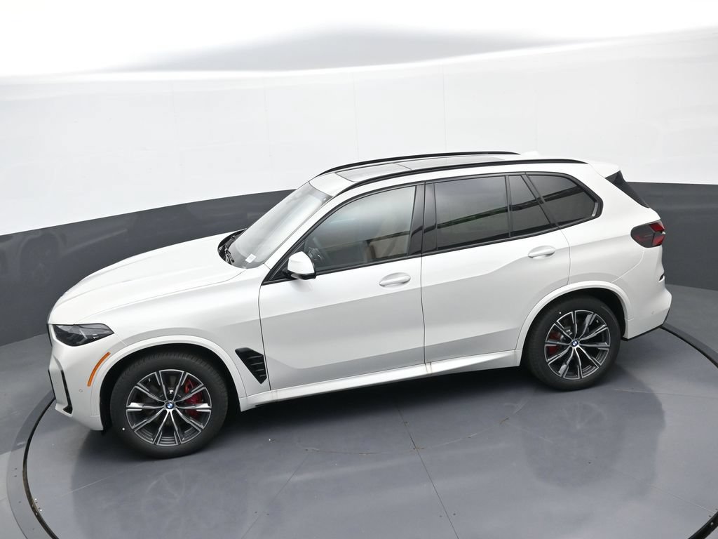 New 2026 BMW X5 xDrive40i w/ M Sport Package AWD/4WD image 33