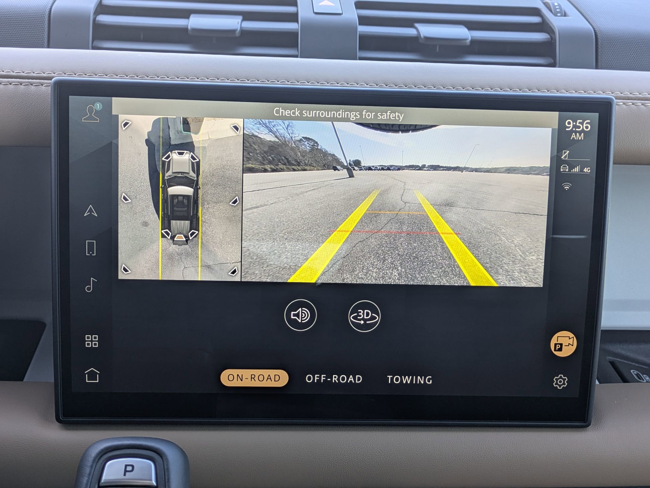 Certified 2025 Land Rover Defender 110 X-Dynamic SE image 15