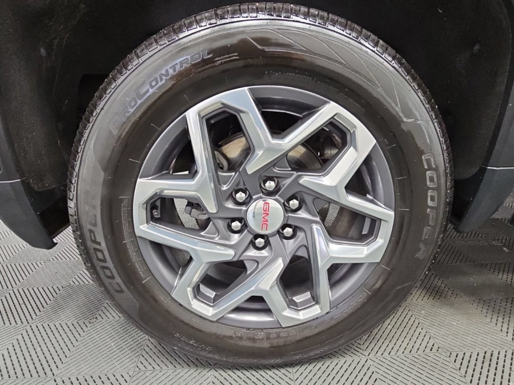 Used 2023 GMC Sierra 1500 SLT w/ SLT Premium Plus Package AWD/4WD image 50