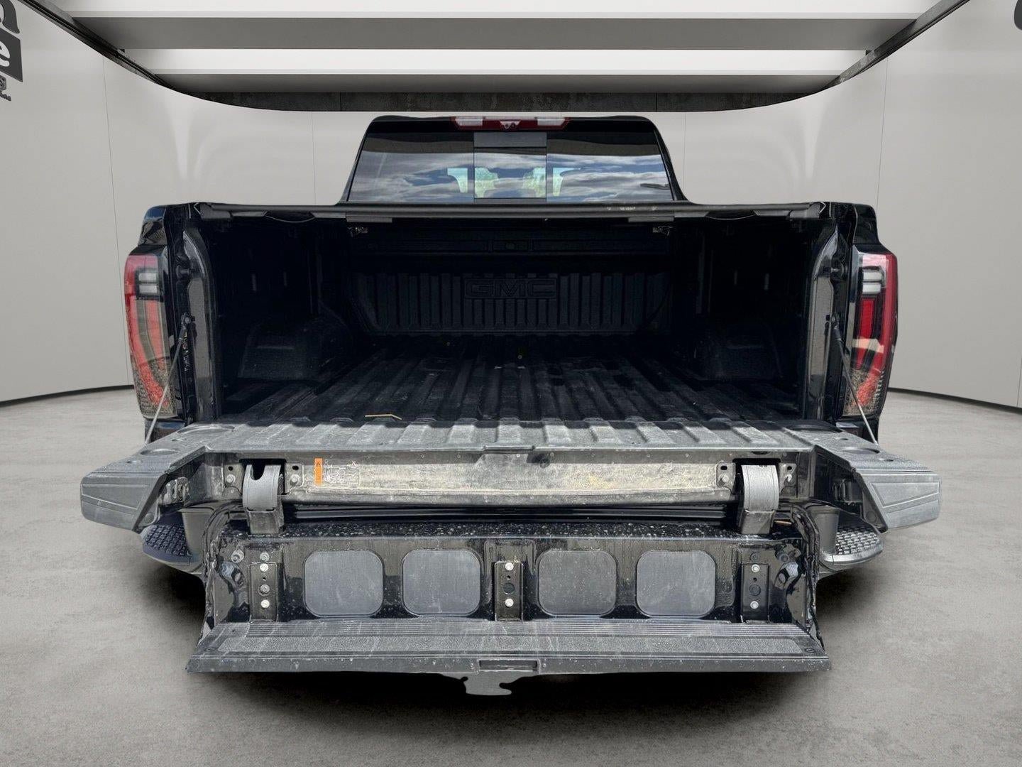 Used 2026 GMC Sierra 2500 AT4 w/ AT4 Premium Plus Package AWD/4WD image 7