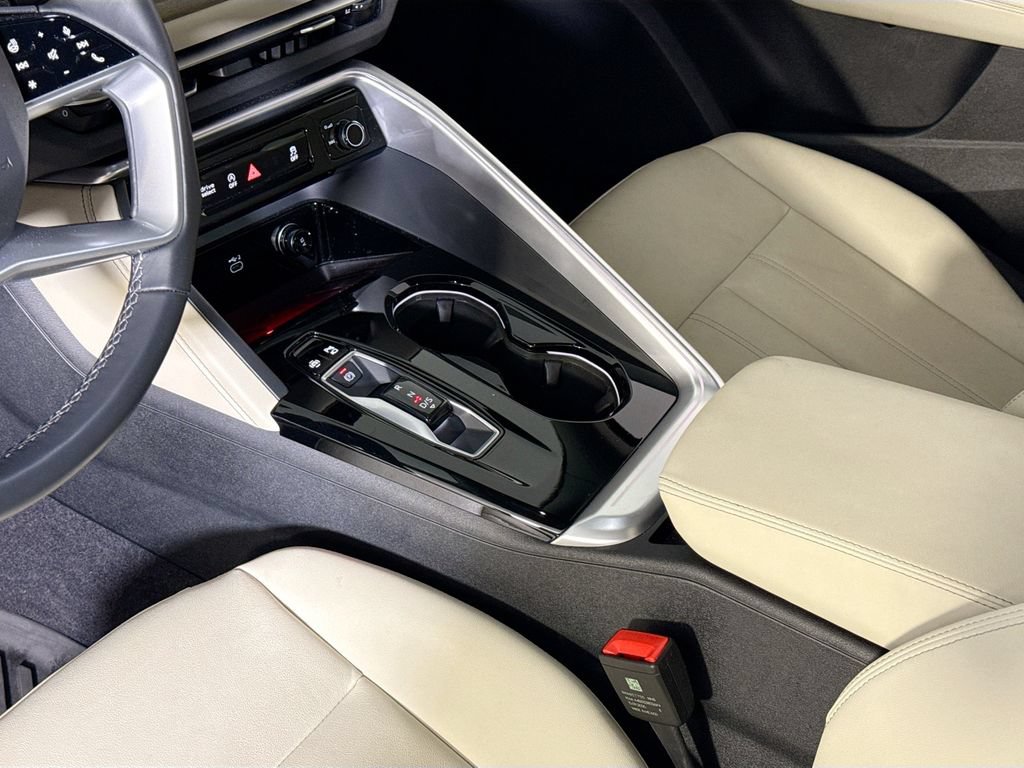 Used 2025 Audi Q5 Premium w/ Convenience Package AWD/4WD image 19