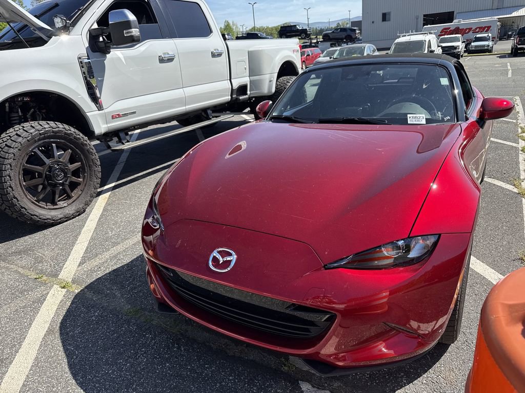 Used 2022 MAZDA MX-5 Miata Grand Touring w/ Weather Package image 13