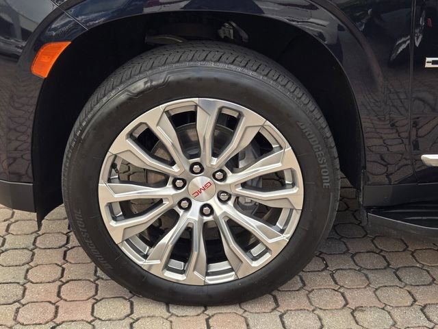 Certified 2023 GMC Yukon Denali image 13